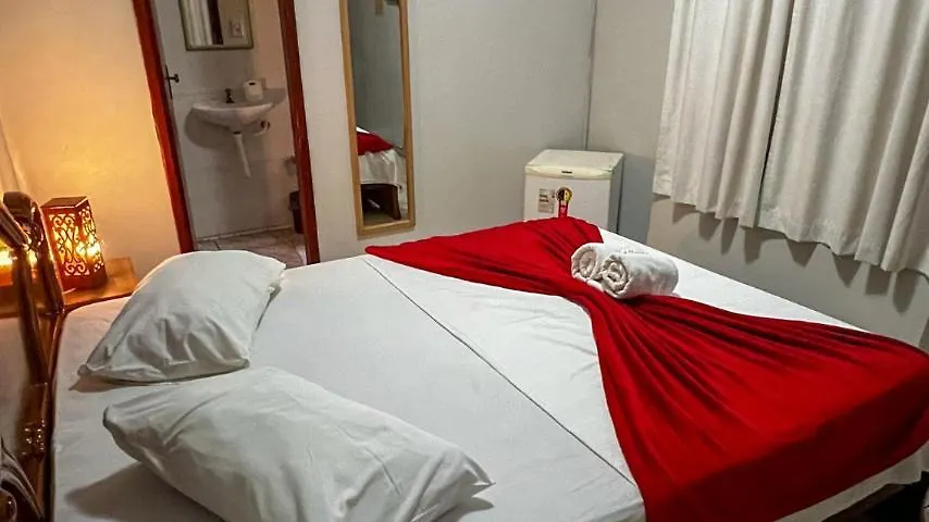 Pousada Mineiro 3 Irmaos 아라이알도카보 호텔